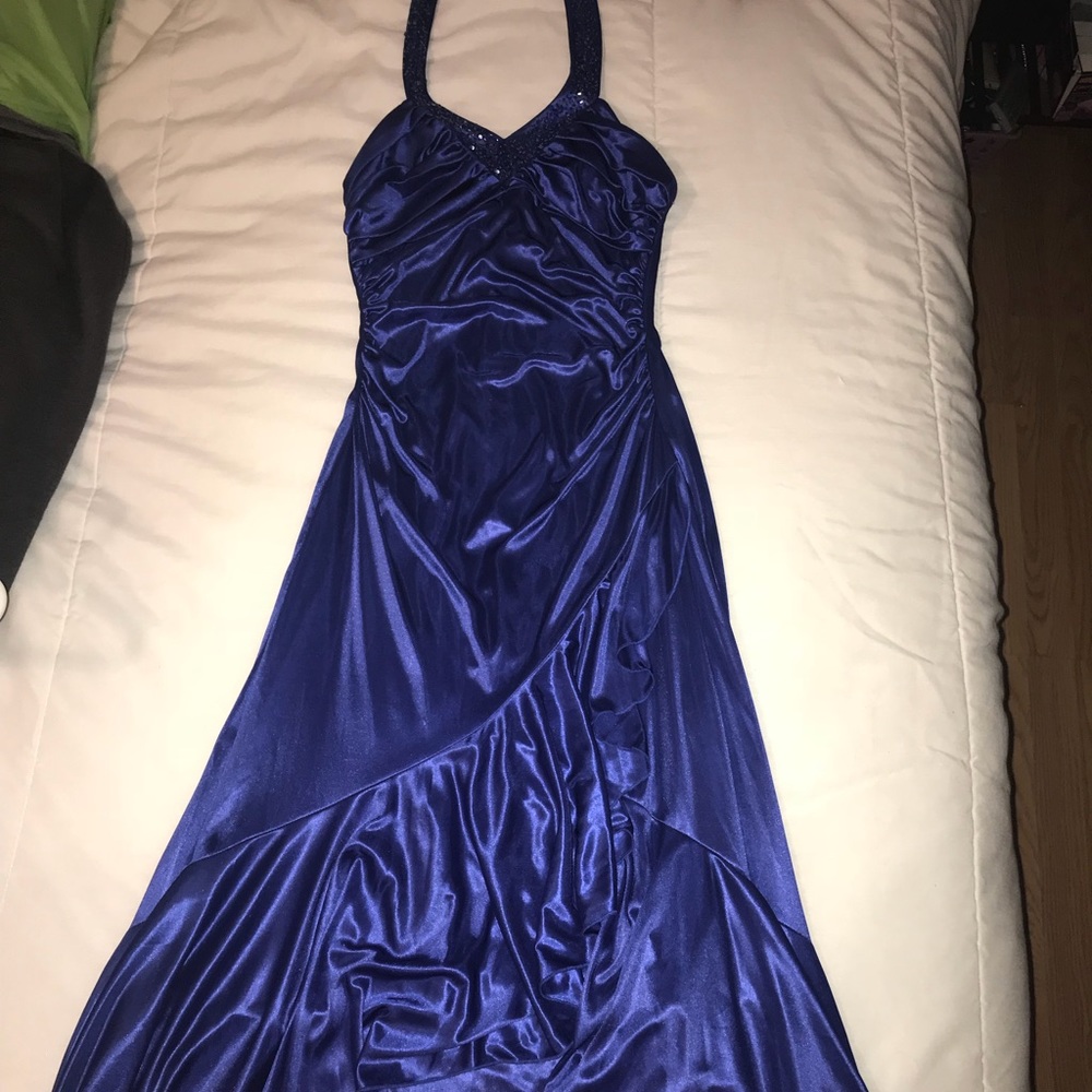 Beautiful royal blue prom or formal wear
